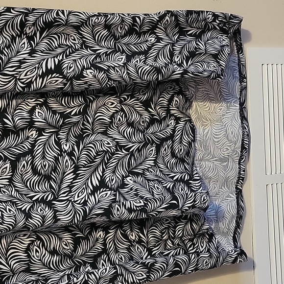 Peacock Feather Top - Picture 6 of 6